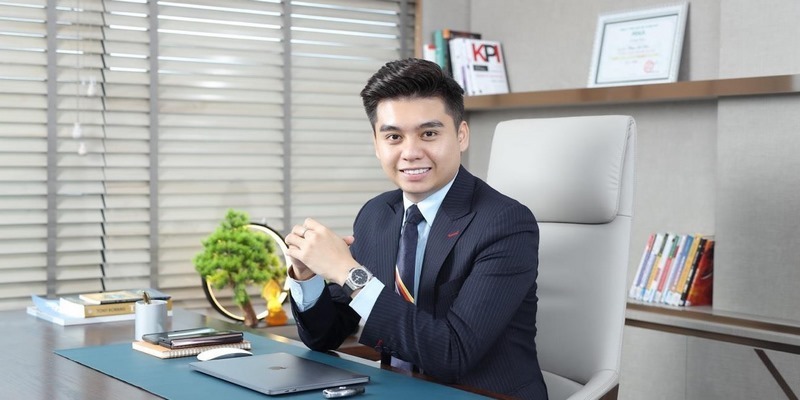 Chân dung vị CEO trẻ tài năng tại ACB8